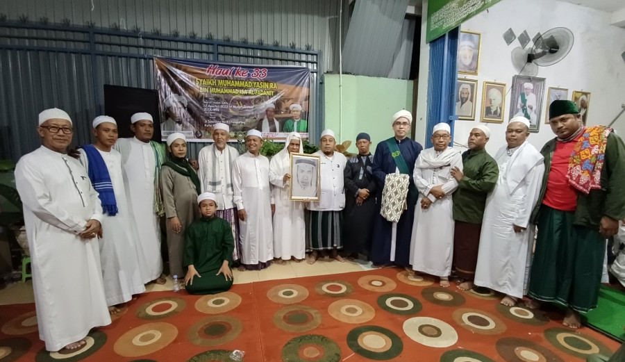 Sukses penyelenggaraan haul ke-33 dengan dihadiri para habib dan murid dari Syekh Muhammad Yasin. ( Foto: Dok.Korankaltim)