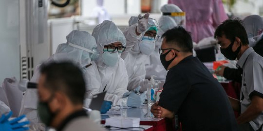 Swab Test Massal oleh BIN. (foto : ©2020 Liputan6.com/Faizal Fanani)
