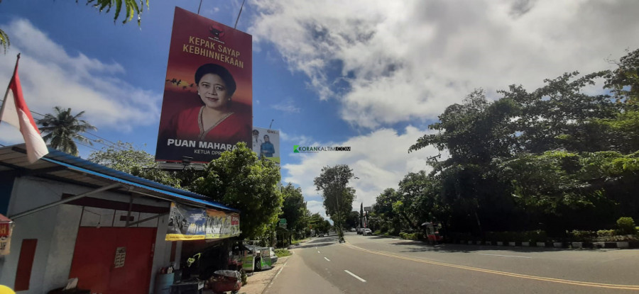 Tampak Baliho Ketua DPR RI Balikpapan terpasang di kawasan Jalan Jenderal Sudirman Balikpapan Selatan. (Foto: Yudi hadi/Korankaltim.com)