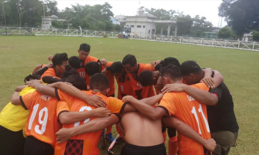 Tim hoki putra samarinda usai bertanding di laga final
