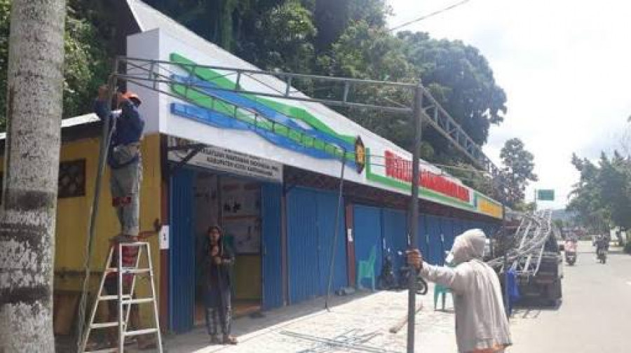 Gedung UMKM Center di jalan Pattimura, Kelurahan Sukarame, Tenggarong. (Foto: Reza Fahlevi/korankaltim.com)