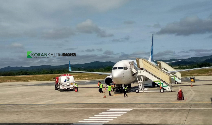 Terjadi kenaikkan penumpang yang datang dan pergi di Bandara APT Pranoto Samarinda sebelum periode peniadaan mudik lebaran (Foto: Permata/korankaltim.com))