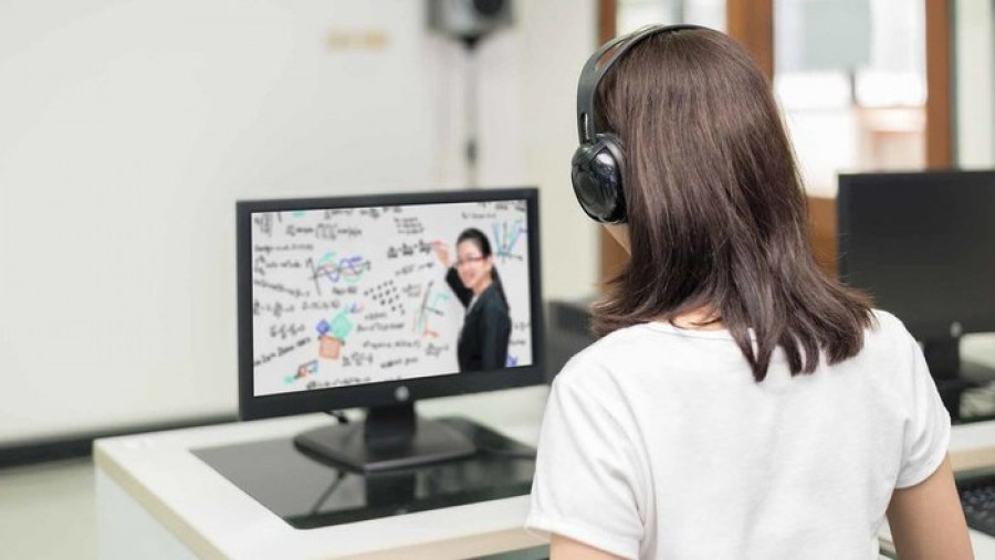 Ilustrasi belajar online ( Foto: Istimewa/Tirto)