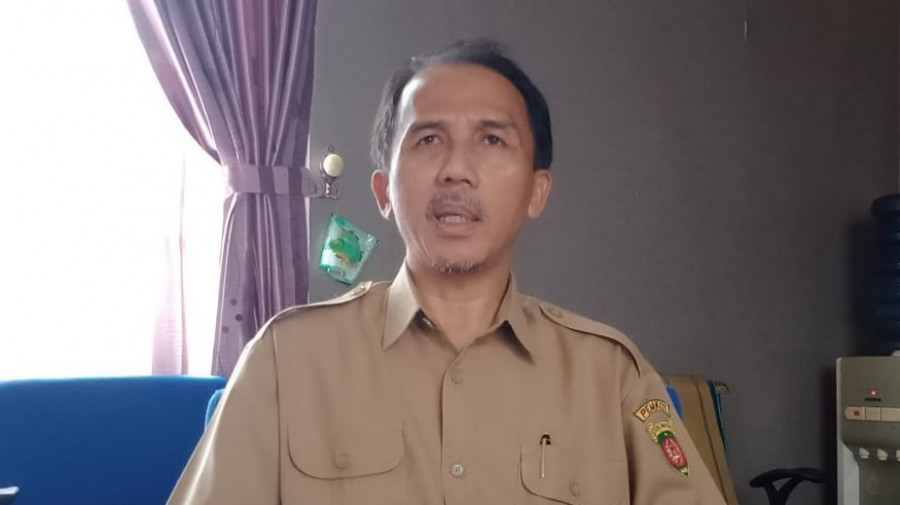Kepala Disdik Samarinda, Asli Nuryadin (foto: Claudius Vico/Korankaltim.com)