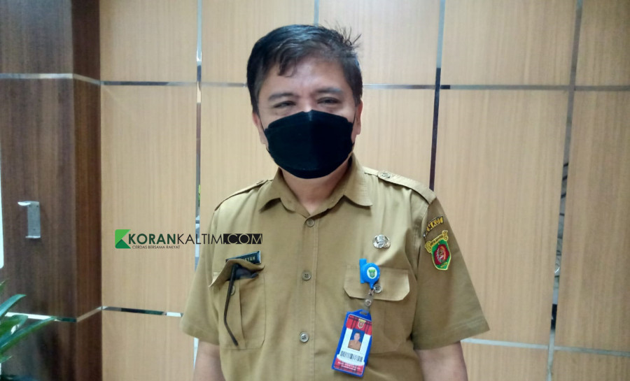 Pelaksana Tugas (Plt) Kepala Dinsos Samarinda, Nofiansyah (Foto: Claudius Vico/Korankaltim.com)