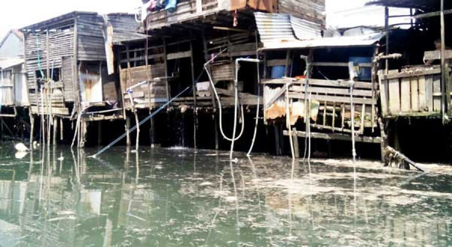 Limbah dari RPU mencemari Sungai Karang Mumus (foto Istimewa)