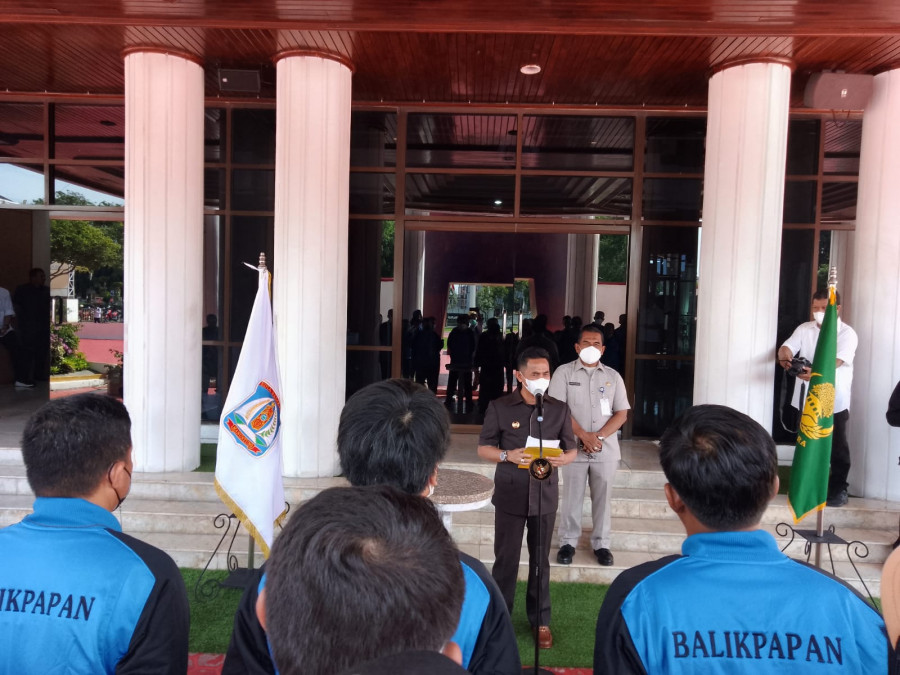 Walikota Balikpapan Rahmad Mas'ud secara langsung melepas atlet dan official Korpri Balikpapan, untuk berlaga dalam Pekan Olahraga Provinsi (Porprov) Kaltim di Kutai Kartanegara (Kukar).