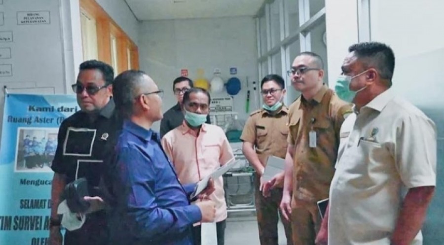 Anggota Pansus LKPJ 2025, Yancong, saat melakukan monitoring hasil pekerjaan tahun 2025. (Foto : Istimewa)