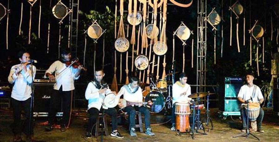 SAHUR MAYUR: Kegiatan Sahur Mayur yang dilakukan tahun lalu di Ladaya Tenggarong, menampilkan sejumlah kegiatan seni dan pertunjukan. ( Dok)