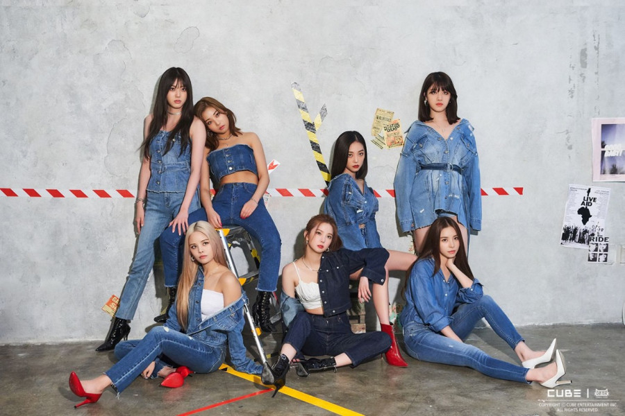 Girlband asal Korea CLC yang siap merilis karya baru di bulan September ini. (pinterest)