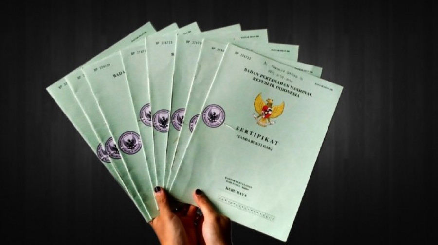 Ilustrasi Sertifikat Tanah yang masih berbentuk dokumen (istimewa/rri.co.id)