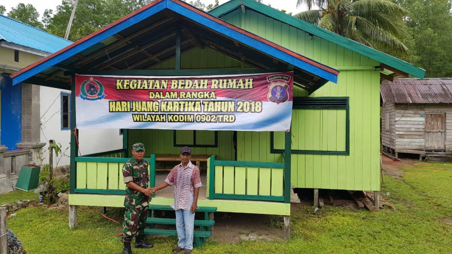 HUT Juang Kartika, Kodim Berau Gelar Bedah Rumah