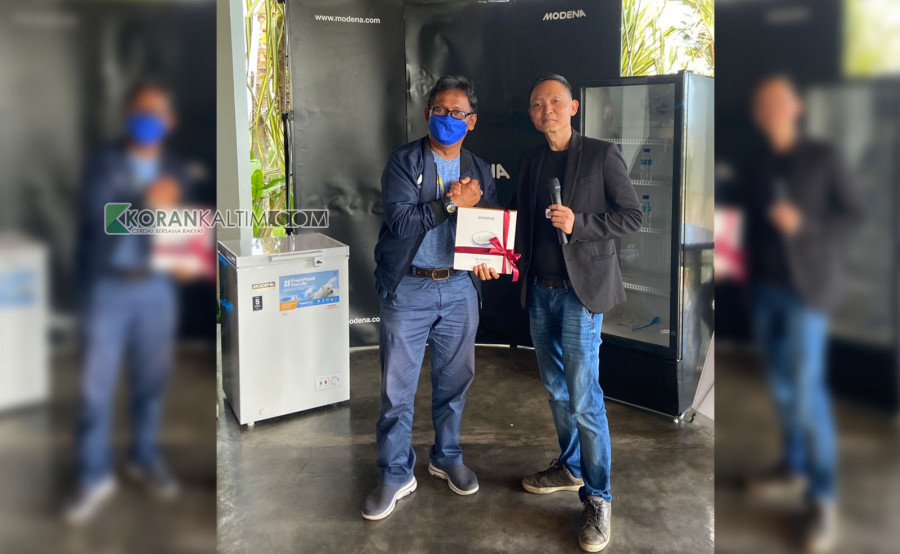 Media Gathering MODENA di Balikpapan memperkenalkan 2 produk pendingin baru yang dilengkpai dengan teknologi canggih. (Foto: Permata/Korankaltim.com)