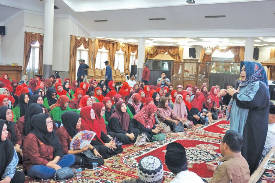 Silaturahmi Kelompok Wanita Tani (KWT) Kukar, di Pendopo Odah Etam, Rabu (1/5). (Foto: Prokom)
