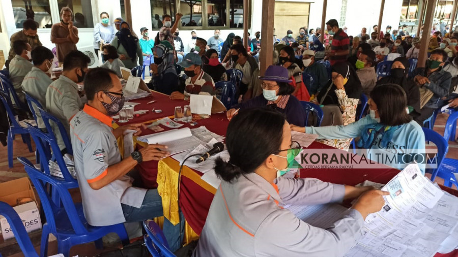 Warga terdampak Covid-19 dipastikan tetap mendapat Bantuan Sosial Tunai atau BST dari Kementerian Sosial. ( Foto: Dok.Korankaltim.com)