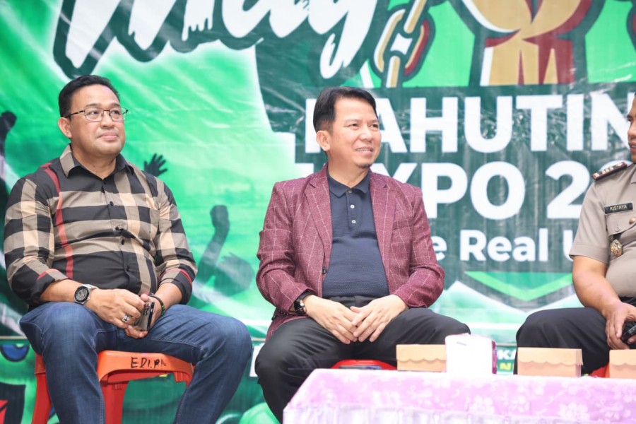 Ketua DPRD Kaltara, Achmad Djufrie (kanan) dan Sekretaris Komisi IV DPRD Kaltara, Syamsuddin Arfah saat Dialog Interaktif dalam momen May Day 2026. (Foto: Istimewa)