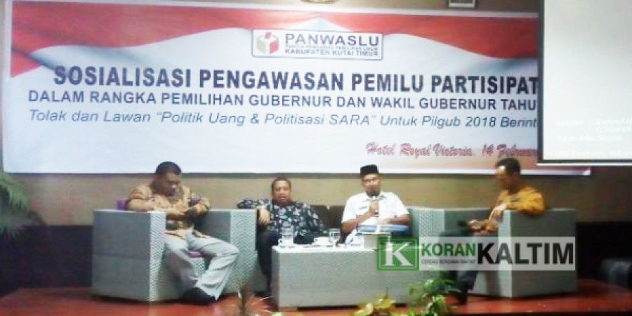 Panwaslu gelar sosialisasi jelang pemilihan gubernur 2018.(Foto: yuli/korankaltim.com)