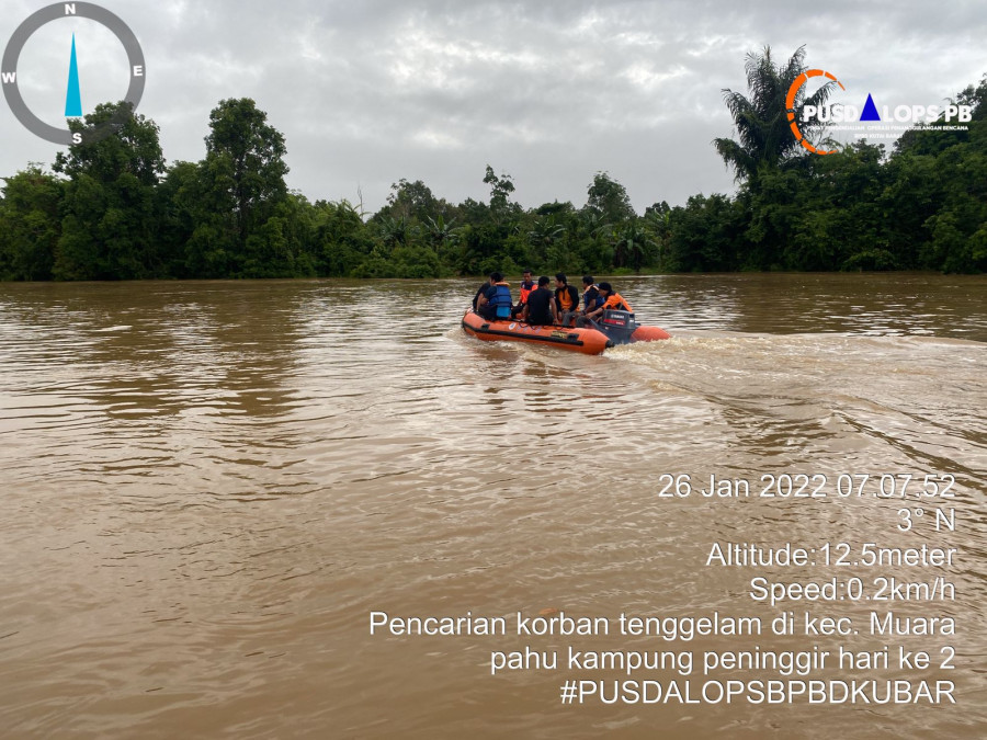 Tim gabungan dari BPBD Kubar kembali melakukan pencarian korban sejak Rabu (26/1/2022) pagi dan sampai siang hari ini belum ditemukan. (Istimewa)
