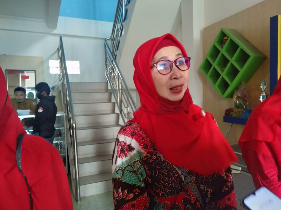 Anggota Asosiasi Industri Kreatif (ASIK), Dian Hanurani. (Romi Ali Darmawan/Korankaltim.com)