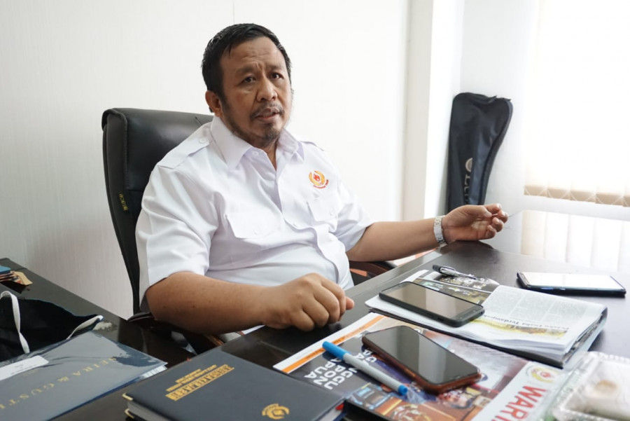 Wakil Ketua III KONI Kaltim, H Muslimin saat ditemui awak media Senin (20/4/2020) hari ini di KONI Kaltim Jalan Kesum Bangsa. (Foto:Nancy/korankaltim.com)