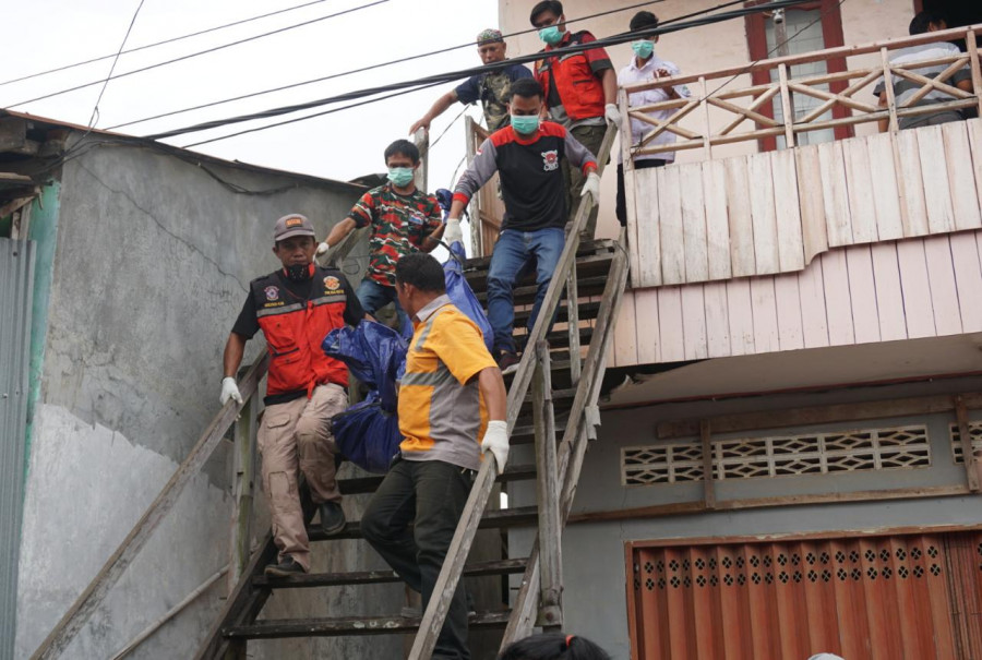 Widayat (53) seorang PNS guru di SMK Negeri 10 Tanah Merah yang ditemukan tak bernyawa di kamar kos-kosannya Senin (2/3/2020) hari ini. (Foto: Nancy/korankaltim.com)