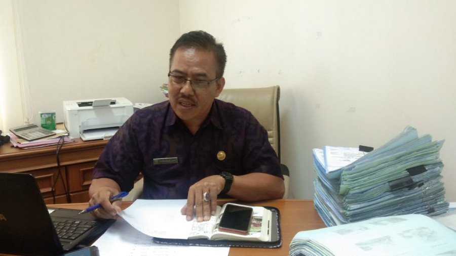 Sekretaris Dinas Kesehatan Kubar, Barnabas S.K.M. (Handayan/korankaltim.com)