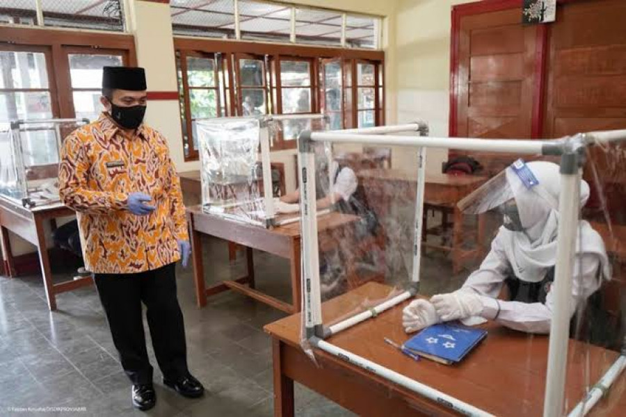 Simulasi sekolah tatap muka di masa pandemi Covid-19 (Foto: istimewa/kompas.com)