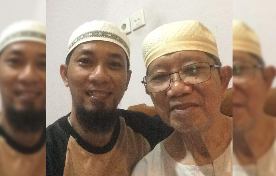 Kenangan Dimyatie Reza dengan ayahnya Imdaad Hamid. Sang ayah yang juga mantan Wali Kota Balikpapan, meninggal dan akan dimakamkan di Balikpapan. (Foto: Istimewa)