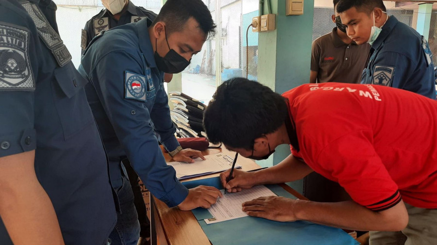 pemberian remisi 17 Agustus untuk warga binaan di Lapas Kelas II A Bontang (Sumber foto : Humas Lapas Bontang)
