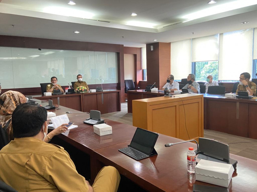 Kunjungan Bupati Paser, Fahmi Fadli dan rombongan OPD dari Pemkab Paser ke Kantor Gubernur Kaltim (permata/korankaltim.com)