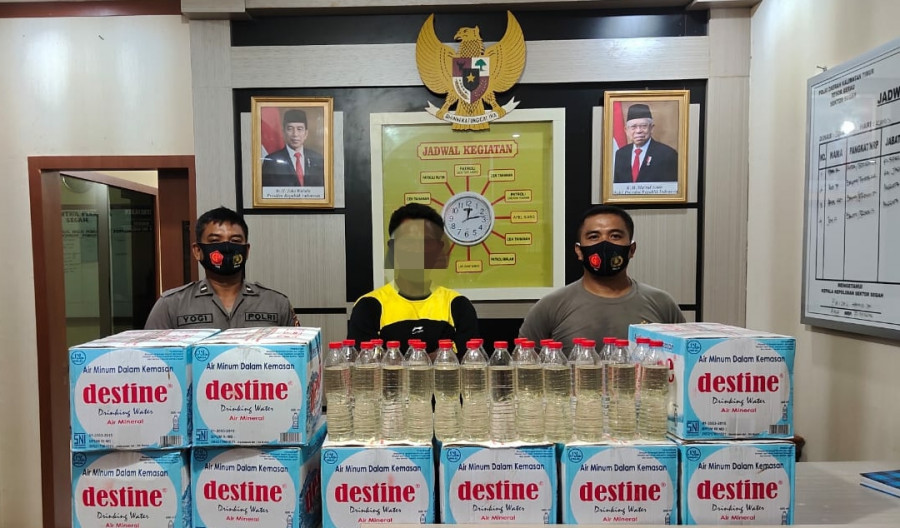 Puluhan dos berisikan Miras yang diamankan Polres Berau. (Foto: Humas Polres)