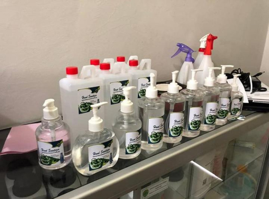 Hand Sanitizer yang dibuat oleh UPTD Dinas Perkebunan Kaltim. (Istimewa)