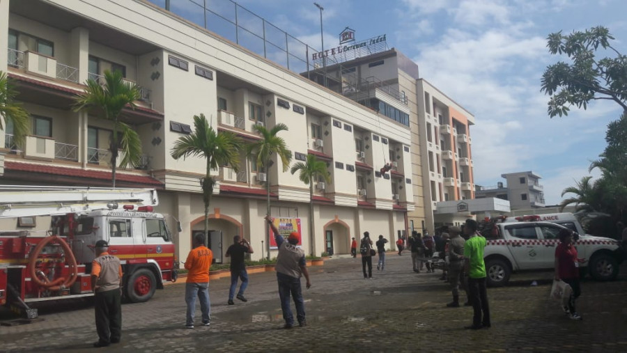 Simulasi di Hotel Derawan diskenariokan terbakar dan memakan 9 korban. (Indra/KoranKaltim.Com)