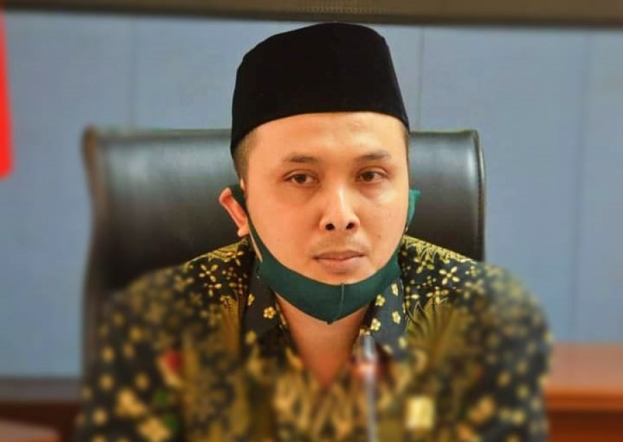 Wakil Ketua III DPRD Kukar Siswo Cahyono ( Foto : (HumasDPRDKukar.dok) )