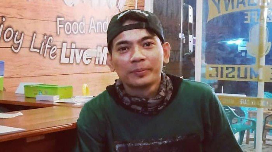 Aris 'Indonesia Idol'