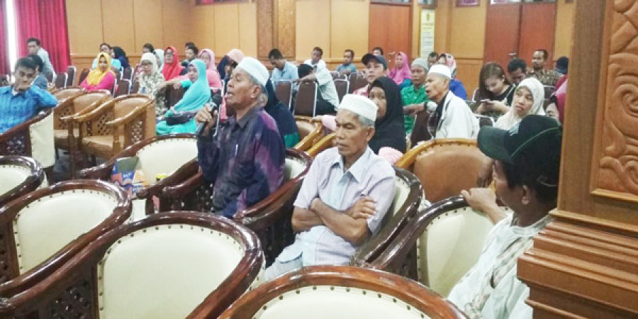 Pertemuan Disperindagkop dan agen serta pemilik pangkalan se-Penajam Paser Utara, Kamis (3/5).