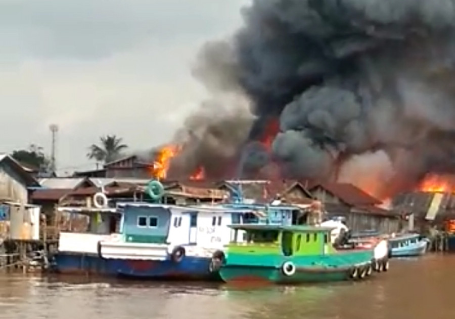 Tangkapan Layar Kebakaran di samarinda seberang ( Foto: Netizen)