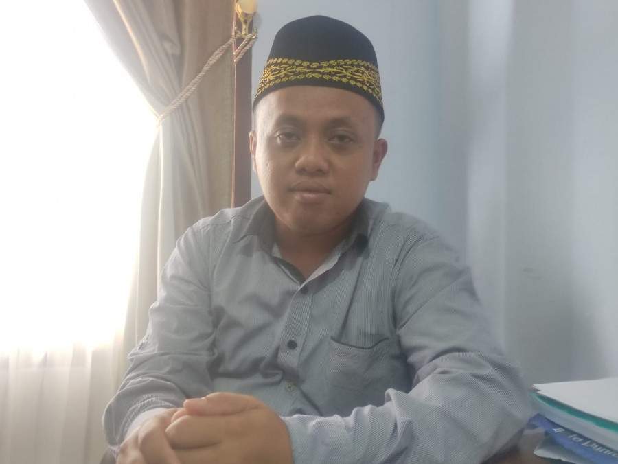Komisioner KPU PPU Divisi Sosialisasi, Pendidikan Pemilih, Partisipasi Masyarakat dan SDM, Misran. (Foto: Erwin/Korankaltim.com)