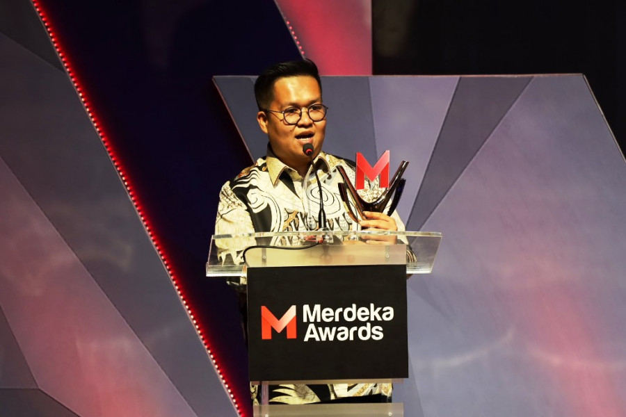 Kukar Raih Merdeka Award 2023 yang diterima langsugn Rendy Solihin. (Foto: Prokom)