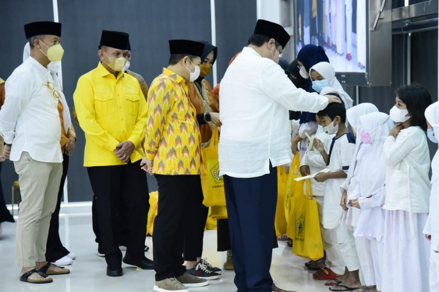 Santuni Anak Yatim, Airlangga Didoakan Jadi Presiden