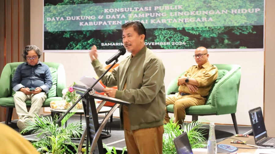 Sekda Kukar, Sunggono pada acara Konsultasi Publik DDDTLH. (Foto: Prokom)
