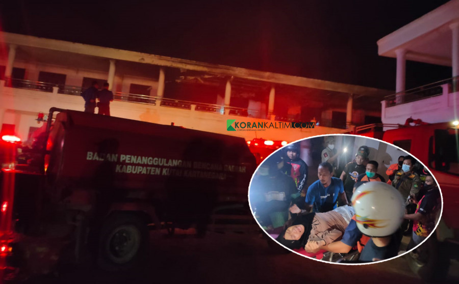 Salah seorang santriwati mengalami shock berat pasca dievakuasi dari bangunan yang terbakar. (Foto: Reza Fahlevi/Korankaltim.com)