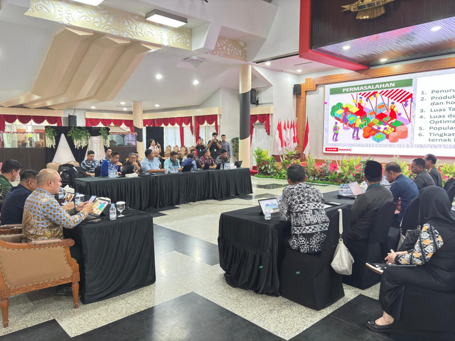 Bupati Kukar Pimpin Rapat Pemaparan Rencana Kerja OPD untuk TA 2026