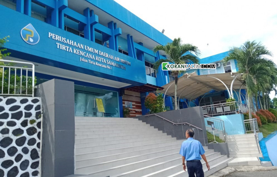 Kantor Pusat Perumdam Tirta Kencana Samarinda. (Foto: Dok/Korankaltim.com)