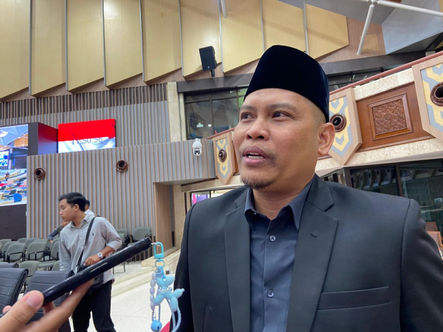 Sekretaris Komisi I DPRD Kaltim, Salehuddin, saat diwawancarai.(Dok Korankaltim.com)