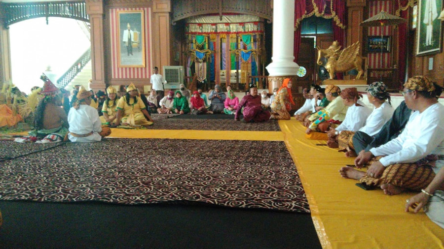 Rangkaian pesta adat Erau (korankaltim.com.dok)