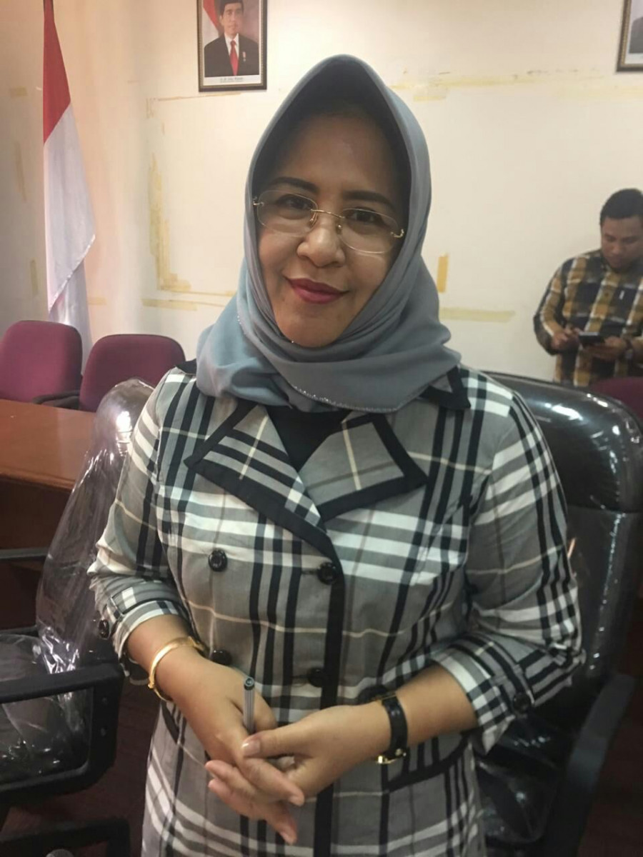 Sari (Ketua DPRD Berau)