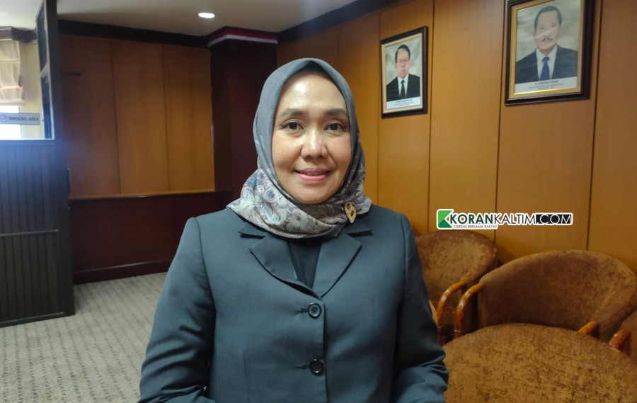 Anggota Pansus pembahas perda jalan umum dan khusus DPRD Kaltim, Mimi Meriami BR Pane. (Foto: Faishal Ays/Korankaltim.com)