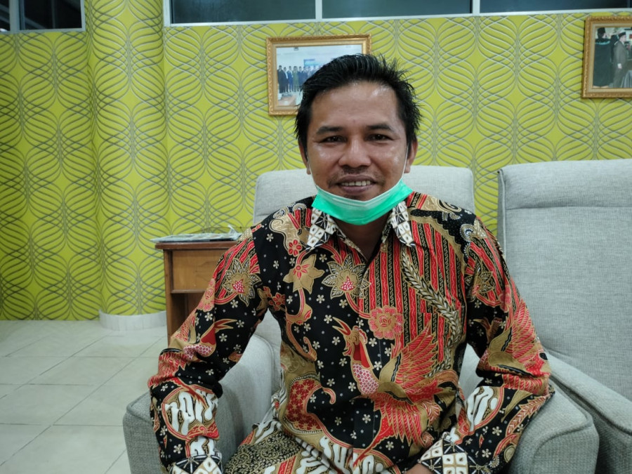Ketua Komisi 2 DPRD Paser Rahmadi.(foto: Dwi Cahyo / Korankaltim.com)