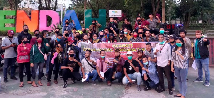 Gerakan Rakyat NTT (Granat) menyampaikan surat terbuka kepada Gubernur NTT, Viktor Laiskodat. Menyoal Konflik yang menimpa Masyarakat Adat Basipae. (Foto: Faishal Alwan Yasir/korankaltim.com)